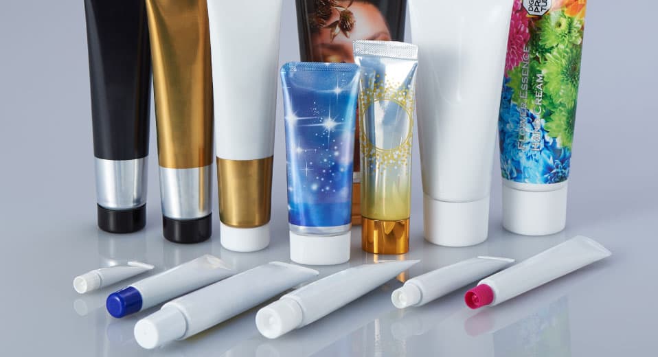 Laminate tubes that reliably and safely hold the contents.